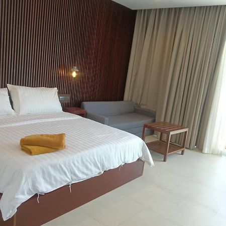 Beach House By Rose Massage Nai Thon Beach Esterno foto