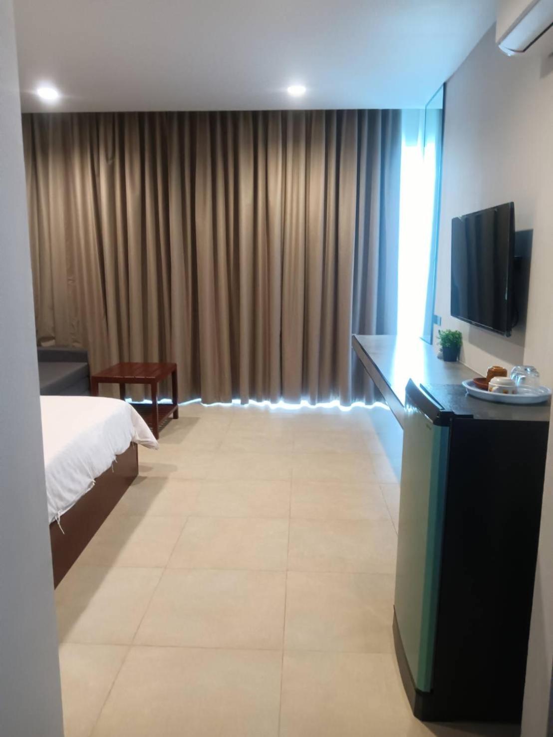 Beach House By Rose Massage Nai Thon Beach Esterno foto